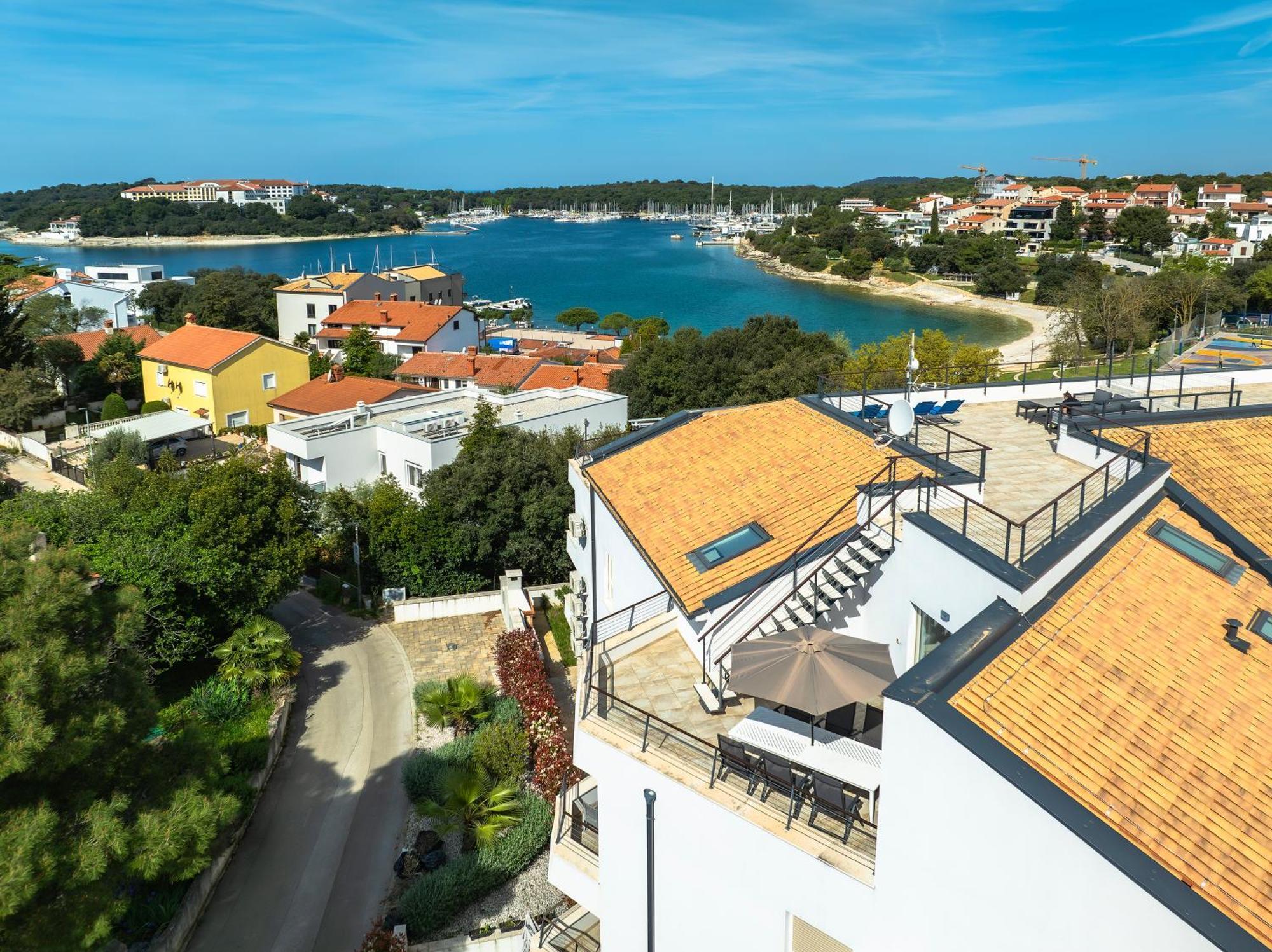 Apartment Klara Pjescana Uvala Eksteriør billede